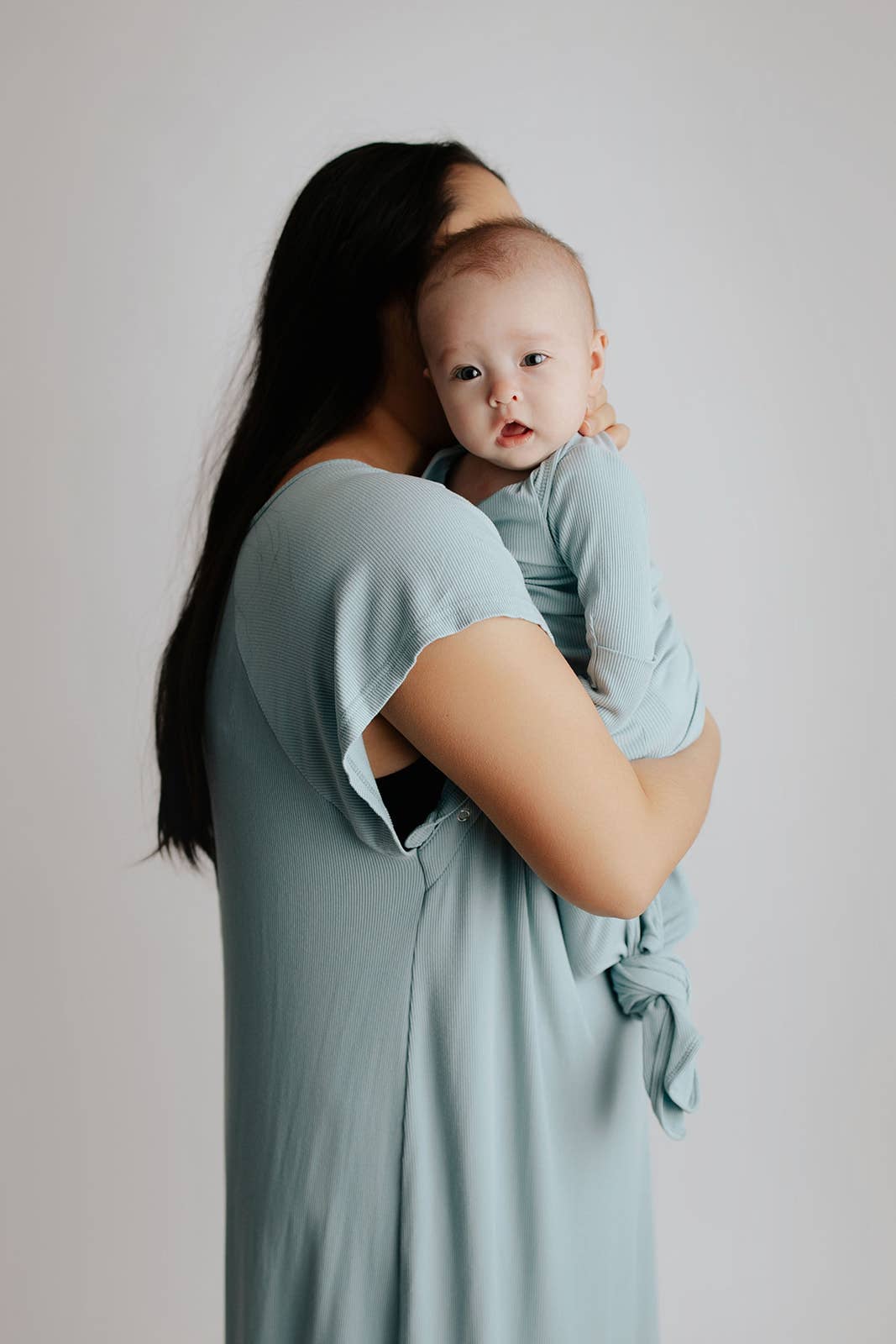 Blue Bird Maternity Labor, Delivery & Nursing Gown (Size 2)